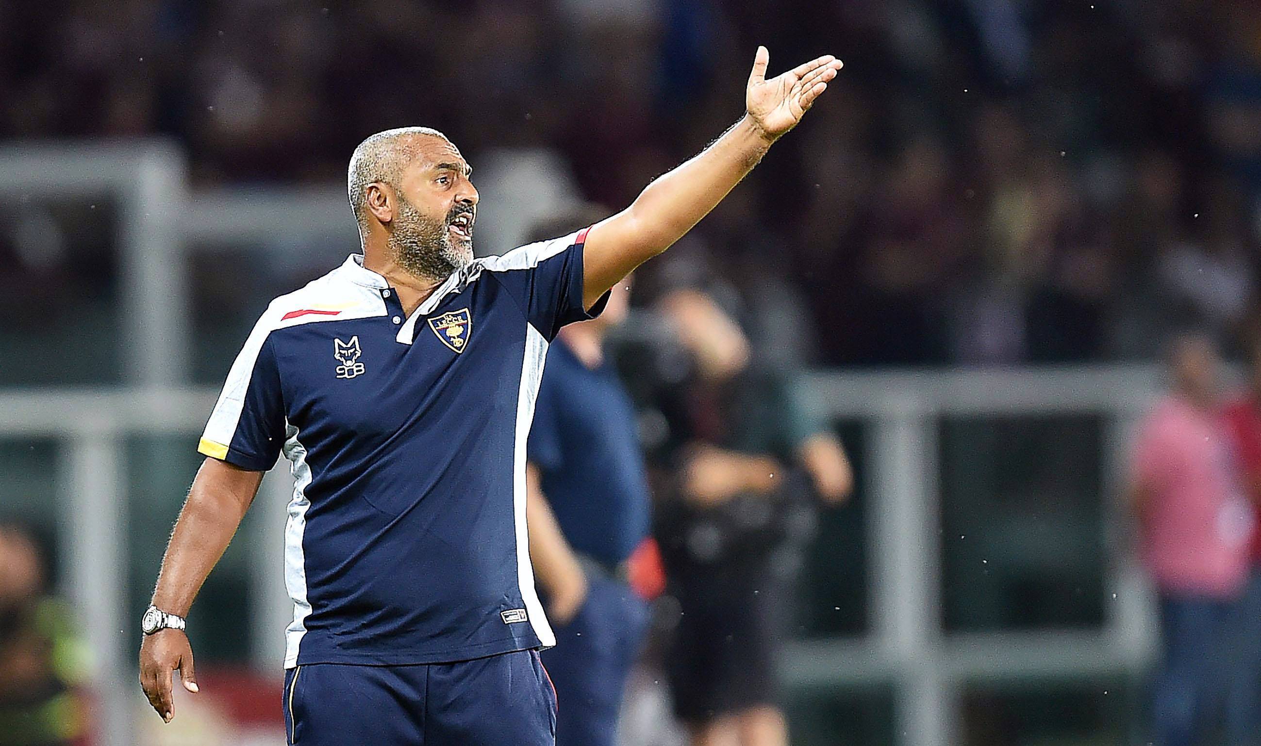 意大利杯赛程吃紧，上海申花今夜战术微调，引发热议，轮换策略成焦点 -问鼎官方入口