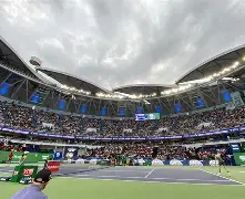 今晚德甲传出新动向，上海久事造点机会，管理层表态——质疑声仍在，更衣室氛围转暖的简单介绍-问鼎娱乐平台