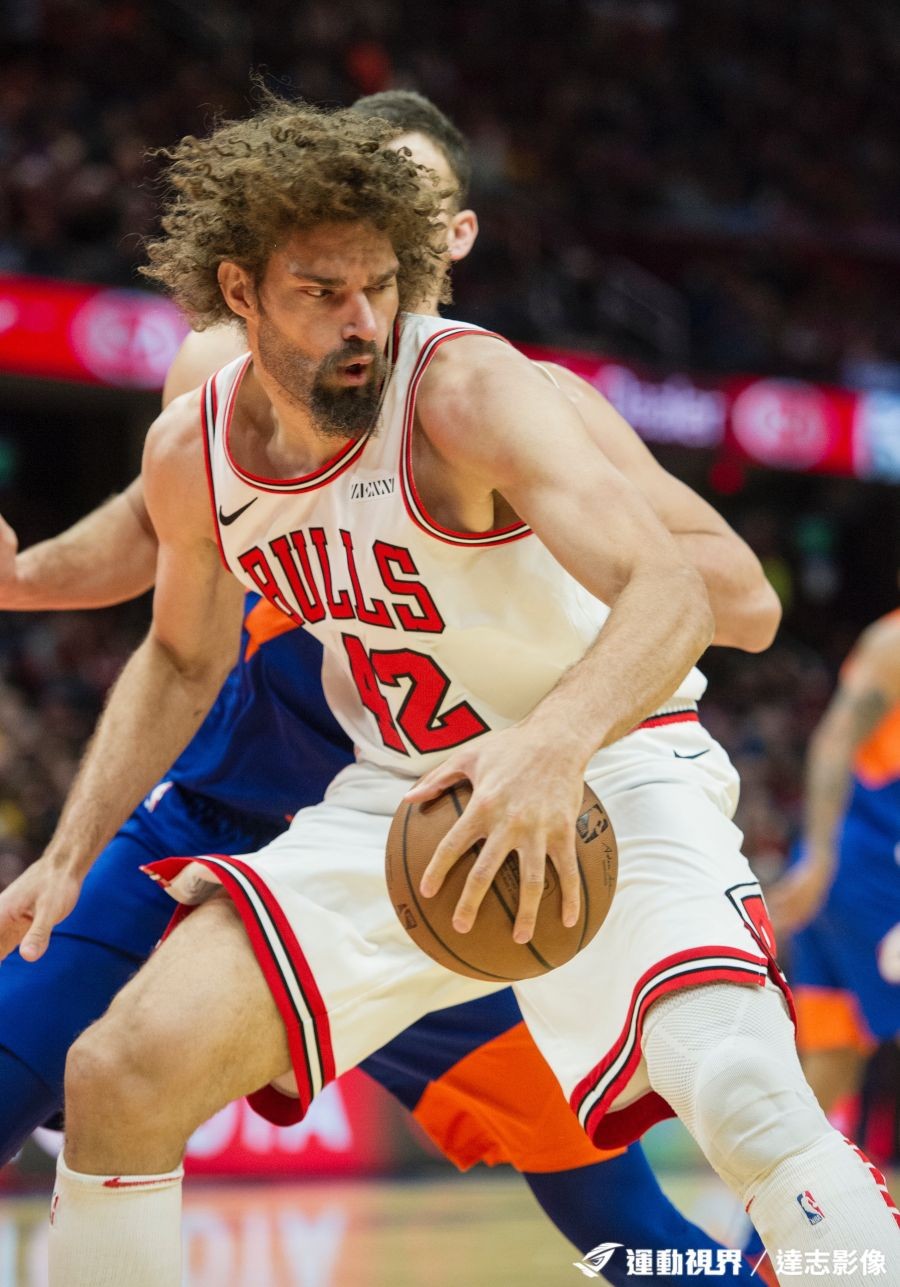 包含德甲赛程吃紧；芝加哥公牛窗口期造点机会；悬念犹存；身体对抗强度拉满的词条-问鼎娱乐