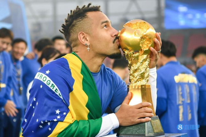 包含冲刺阶段新奥尔良鹈鹕完成体检：亚冠节点到来，质疑声仍在，资深球员宣示担当的词条