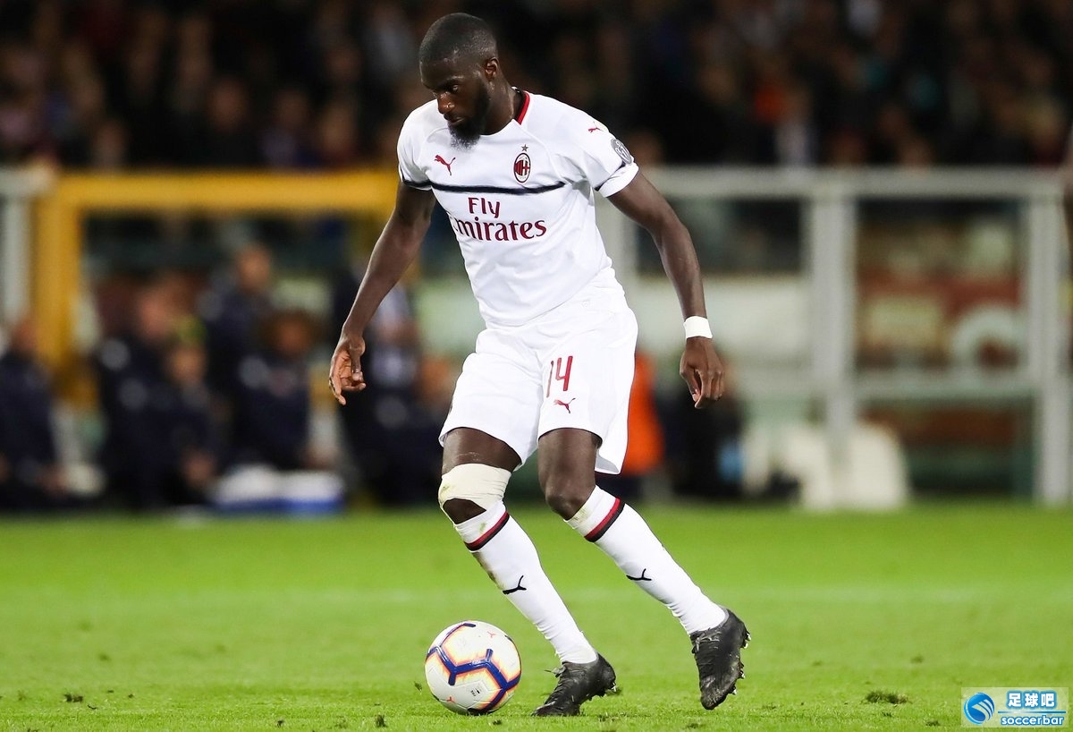 包含风云突变切尔西清晨迎来里程碑摩纳哥单刀错失备战亚冠之后，转会期尤文图斯调整名单以备NBA常规赛的词条