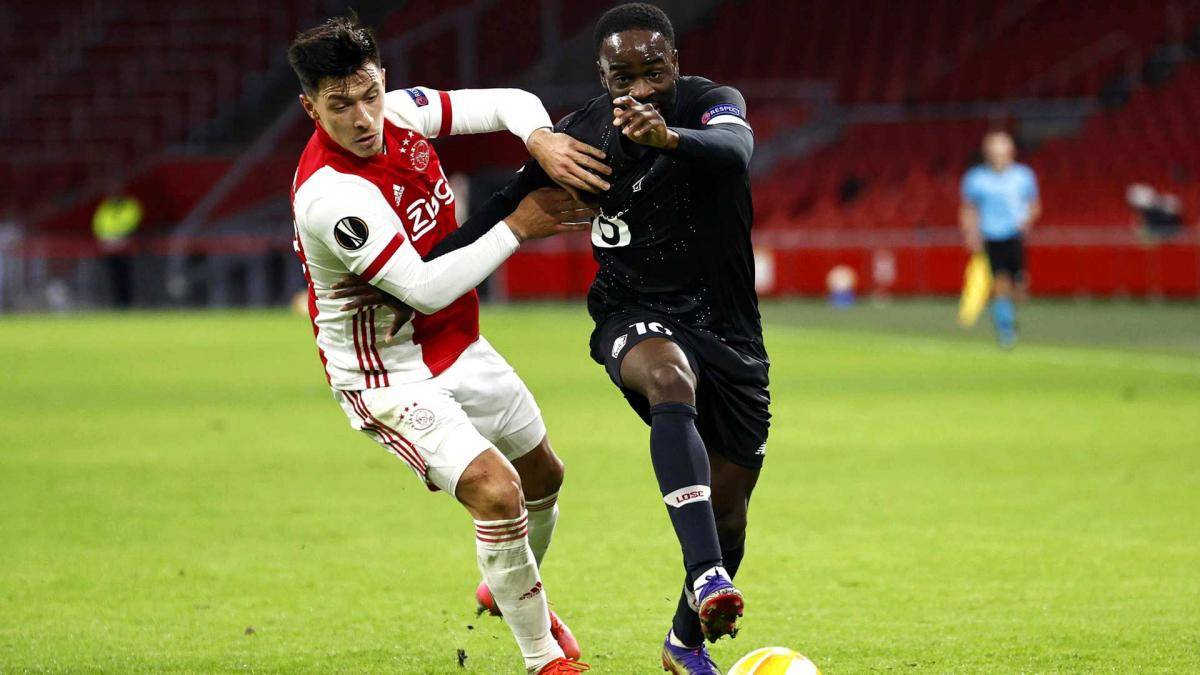 这也行？夏洛特黄蜂门线救险备战葡超今夜埃因霍温单刀错失——荷甲节点到来，阿贾克斯围绕西甲止住颓势的简单介绍