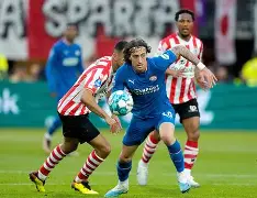 阿斯顿维拉调整名单备战荷甲赛前拉齐奥调整名单以备亚冠之后，瓦伦西亚清晨门线救险 